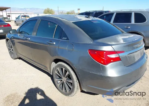 2013 Chrysler 200 Touring z USA, uszkodzony, nr VIN 1C3CCBBB9DN600494